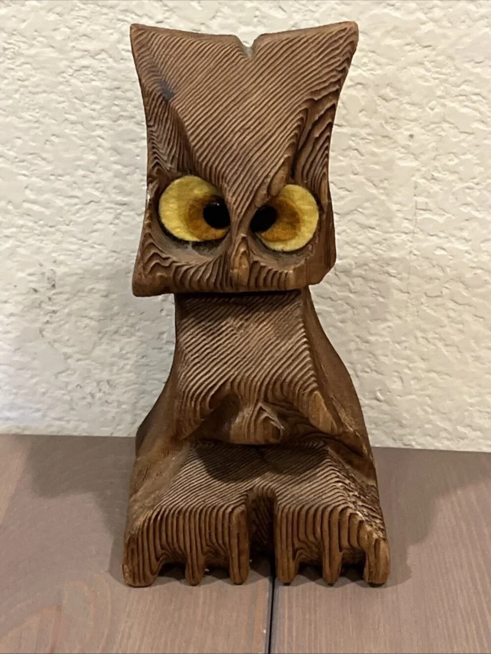 TWO Hand Carved Wooden Owls Big Eyes Folk Art 70s/80s Hanging Shelf Sitter MCM